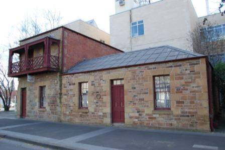 B1900 Specimen Cottage