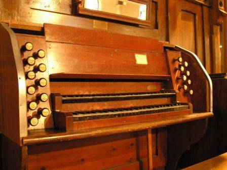 B0697 William Anderson Organ