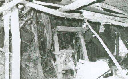 B3276 Water Wheel