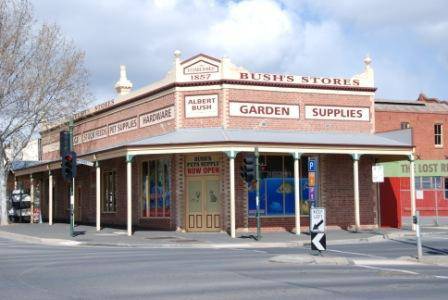 B5987 Bush's Produce Complex