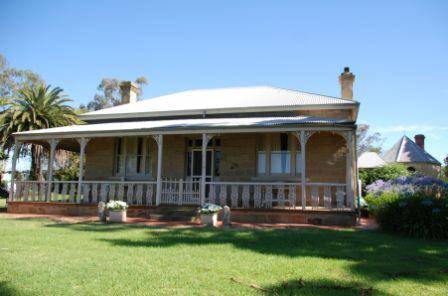 B2397 Adelaide Vale Homestead & Outbuildings