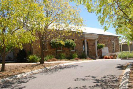 B1037 Heathcote Hospital