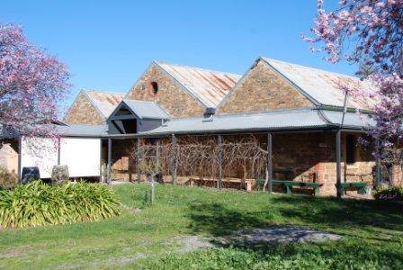 B2529 Chateau Dore Winery