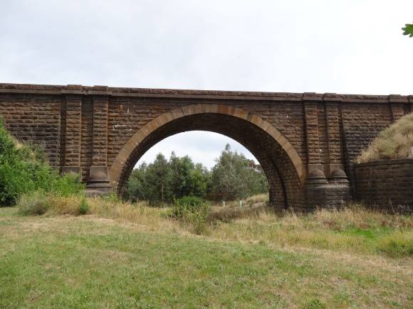 B2681 rail bridge over Riddell's Creek 