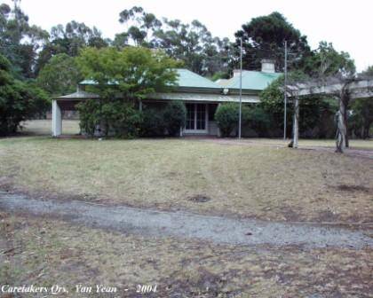 B3775 Caretaker's Cottage
