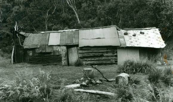 B6018 Dibbins Hut