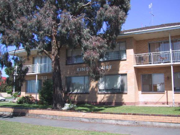 222 Drummond Street South