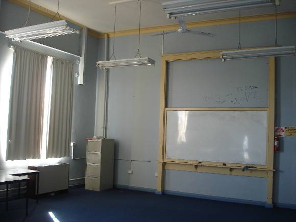 Maryborough Tech school classroom KJ 26 July 07 