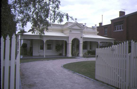 h00535 chandos 44 hotham street east melbourne front view feb1985