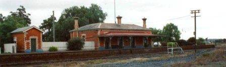 B6919 Talbot Railway Station