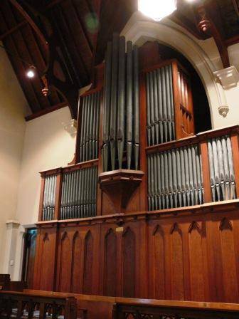 B3661 St Peter's Pipe Organ