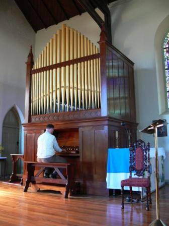 B0618 Beechworth Christ Church Pipe Organ
