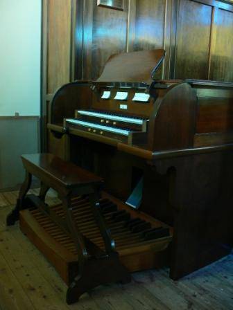 B7359 St Andrew's Pipe Organ