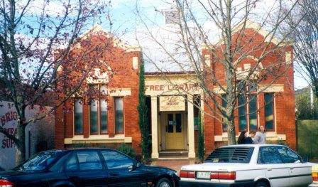 B7982 Bright Free Library