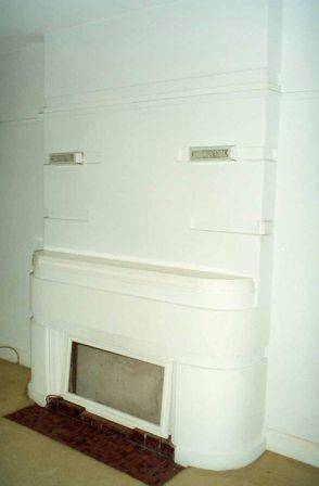 B7146 Ostend Flats Fireplace