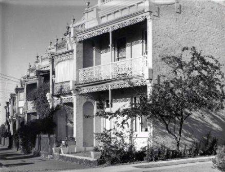 B7246 294-310 The Avenue Parkville
