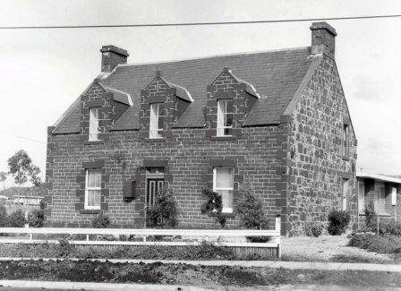 B1506 Gowrie House