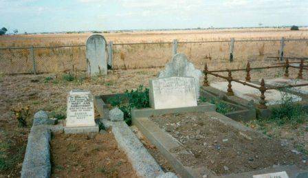 B7369 Truganina Cemetery