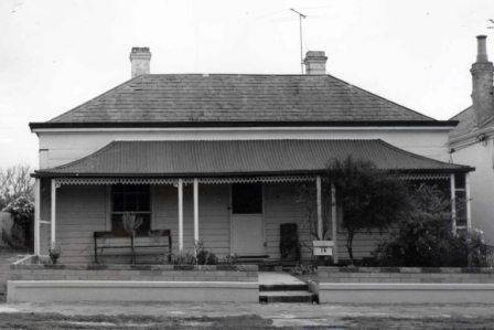 B2177 24 King St Queenscliff