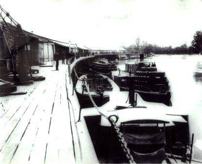 B2186 Echuca Wharf