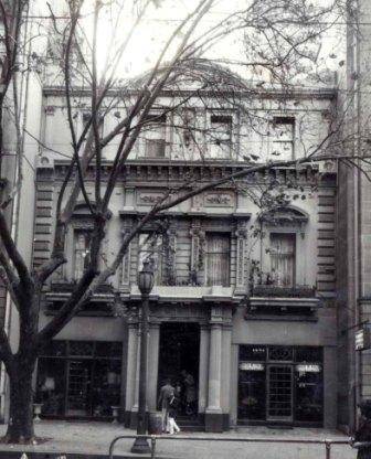 B3906 Portland House
