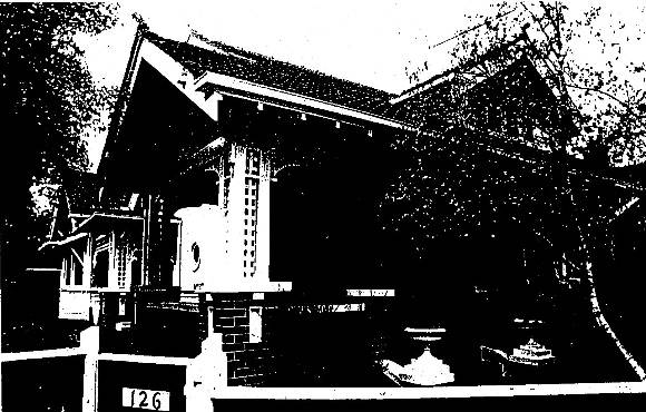 28091 126 Albert Street