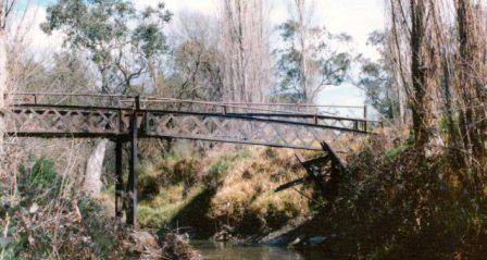 B3929 Footbridge