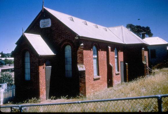 B4034 Welsh Congregational Church