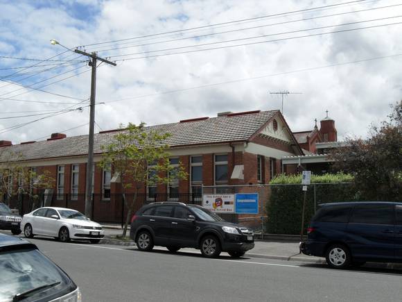Roseberry St 80 hall