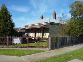 2013 Former managers residence.jpg