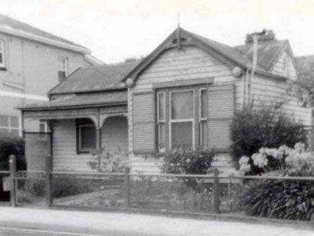 B4217 26 Ross St Toorak