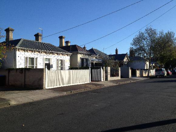 mixed villas fawkner.JPG