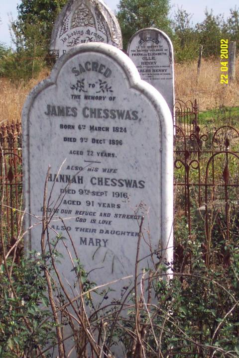 23348 Boram Boram Cemetery Chesswas 0770