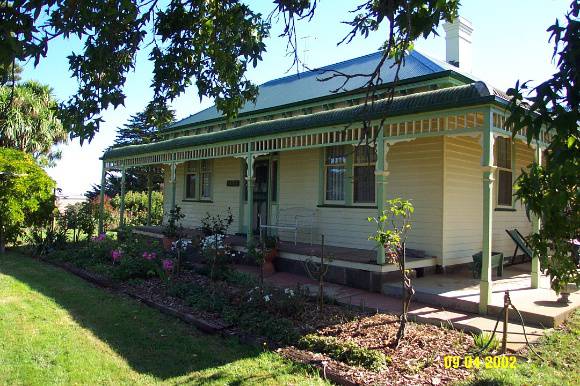 23304 Brae Park Branxholme facade 0725
