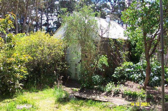 23189 Brisbane Hill outbuilding 0299