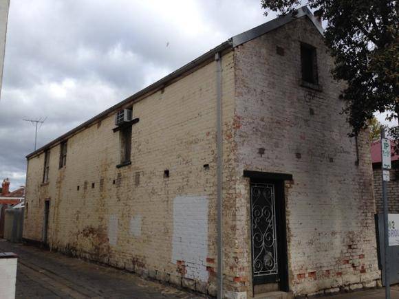 House, dairy and stables 41 Moore Street