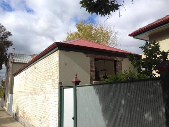 House, dairy and stables 41 Moore Street