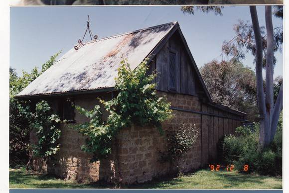 Peter Garner Mud Brick Studio and Shed 62 Brougham St Colour 7 - Shire of Eltham Heritage Study 1992