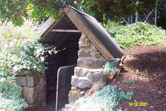 23196 Clifton Homestead smoke house 0319