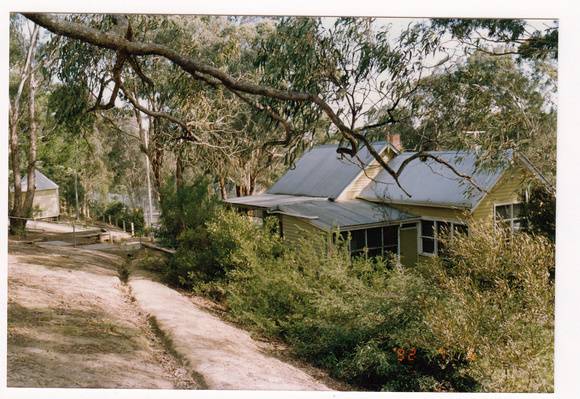 Strathewen Primary School Colour 5 - Shire of Eltham Heritage Study 1992