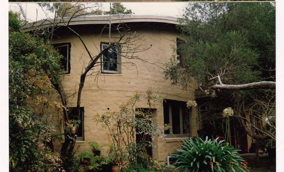 The Busst House Eltham Colour 1 - Shire of Eltham Heritage Study 1992