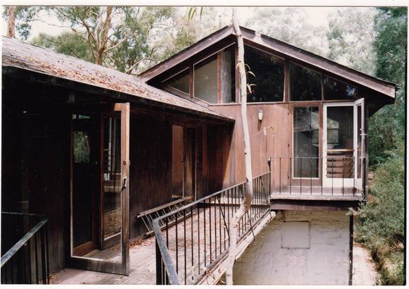 Downing Le Gallienne Residence Eltham Colour 4 - Shire of Eltham Heritage Study 1992
