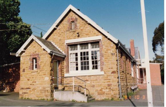 Eltham Primary School Dalton St Colour 1 - Shire of Eltham Heritage Study 1992