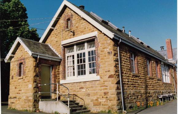 Eltham Primary School Dalton St Colour 2 - Shire of Eltham Heritage Study 1992