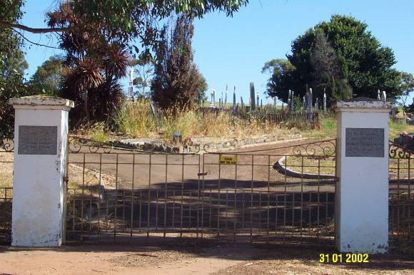 23223 Cemetery Coleraine 0452