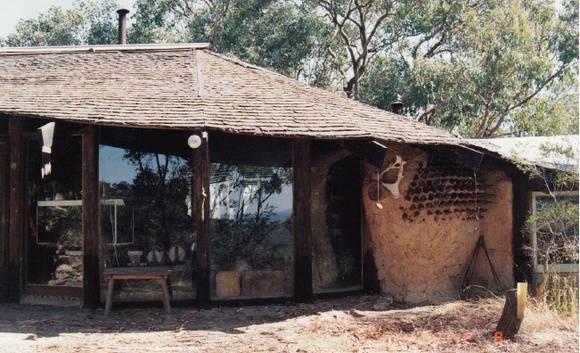 Leon Saper Residence 60 Dunmoochin Rd Colour 3 - Shire of Eltham Heritage Study 1992