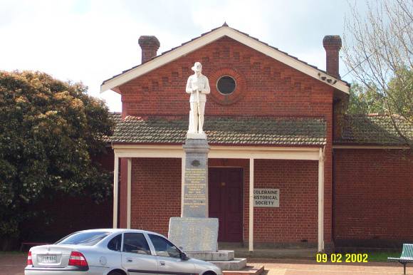 23053 Courthouse   memorial Whyte St Coleraine 1481
