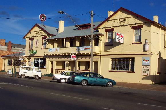 23065 Coleraine Hotel 0027