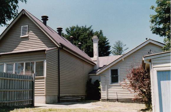 Kangaroo Primary State School Elth Yarr Glen Rd Colour 5 - Shire of Eltham Heritage Study 1992