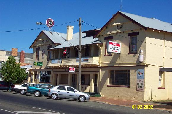 23065 Coleraine Hotel 0509